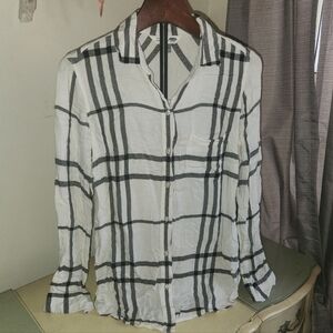 Old Navy Black and White Plaid Button Down Shirt